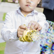 Игрушечный Пулемет генератор мыльных пузырей пистолет PRINCIPLE BUBBLE GUN GATLING машинка автомат електрический пузыремёт для детей Пузырьковая пушка Гатлинга 8 отверстий Golden