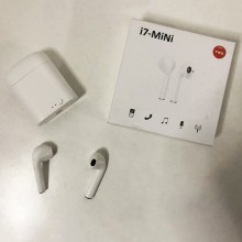 Беспроводные стерео наушники блютуз с микрофоном Levand i7 mini TWS спортивные для телефона планшета ноутбука – Stereo Bluetooth гарнитура с кейсом для зарядки, Белые